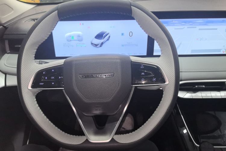 Used Venucia V DD-i 2023 110 km iE Version