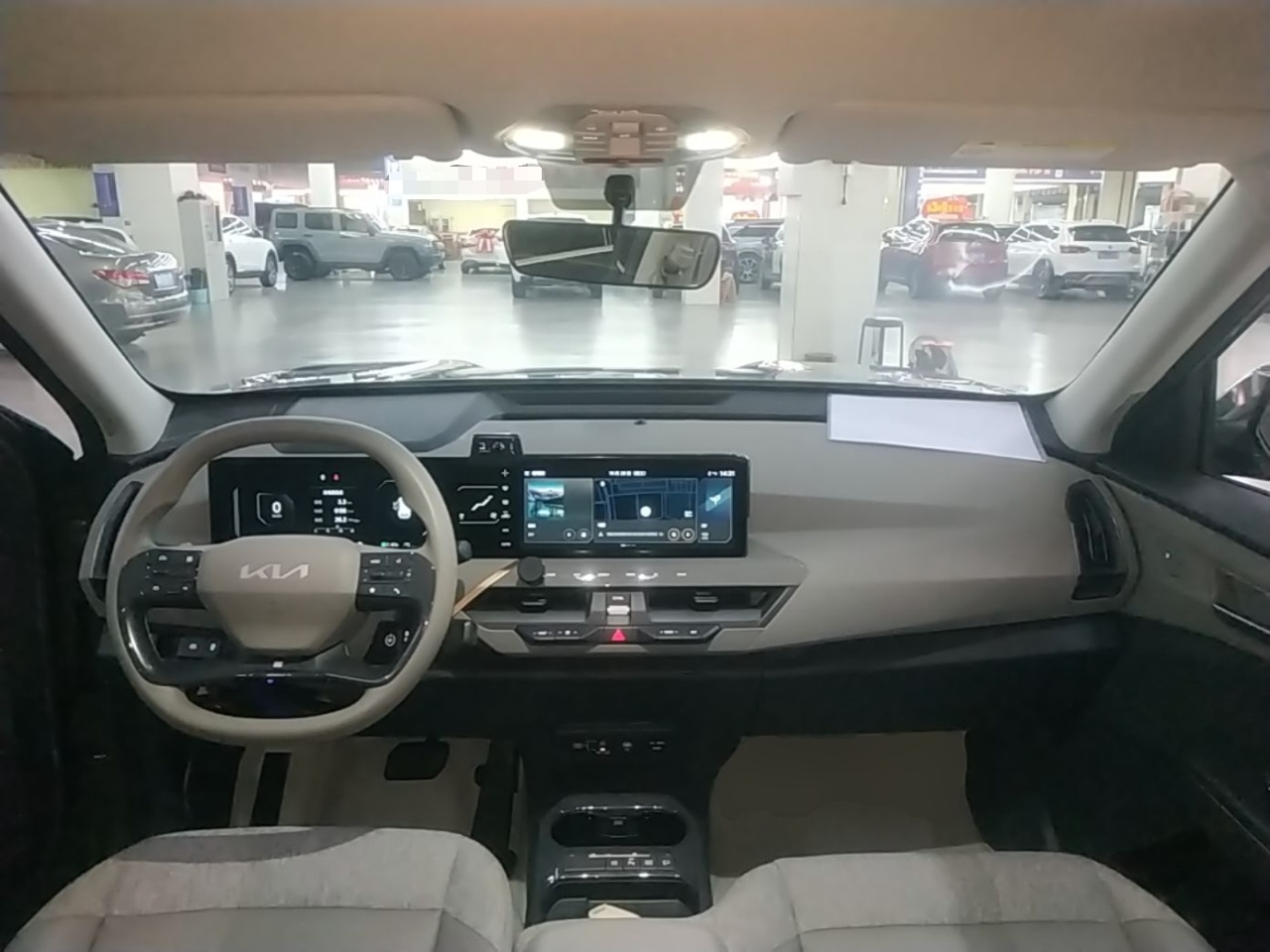 Kia EV5 2024 530 Air — снимка 12