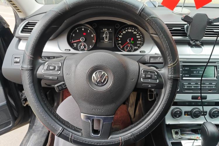 Used Volkswagen Magotan 2016 1.8TSI Smart Enjoyment Leading Model Steering Wheel