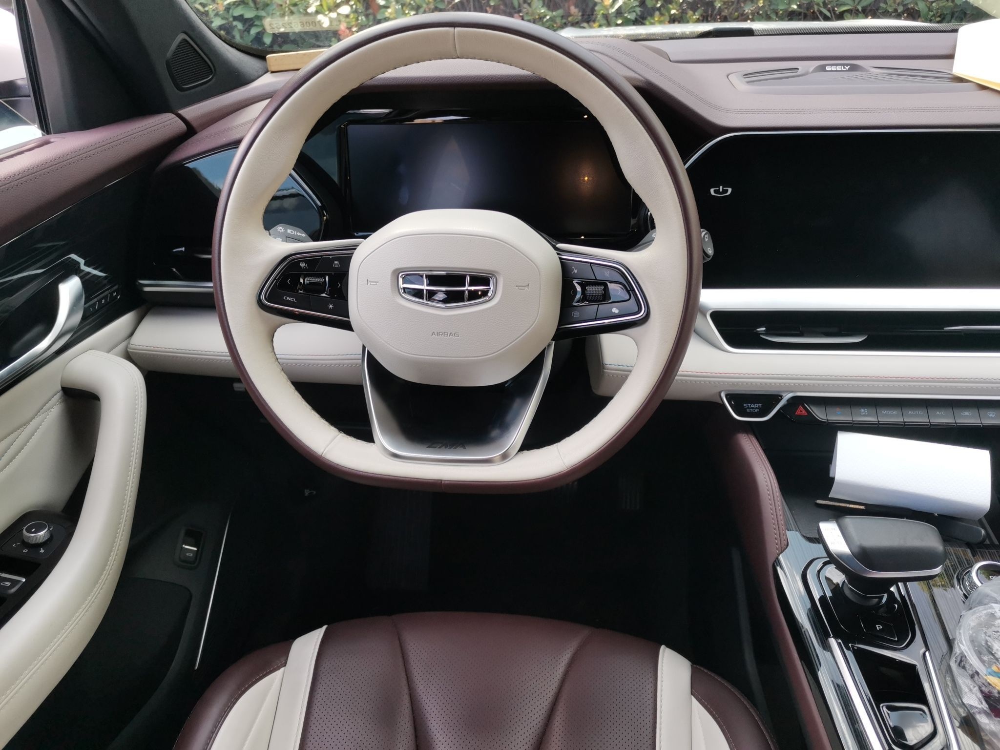 Geely Auto Monjaro L 2021 2.0TD DCT EVO Two-Wheel Drive Prestige Version — снимка 10