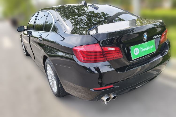 Used BMW 5 Series 2014 525Li Leading Model

