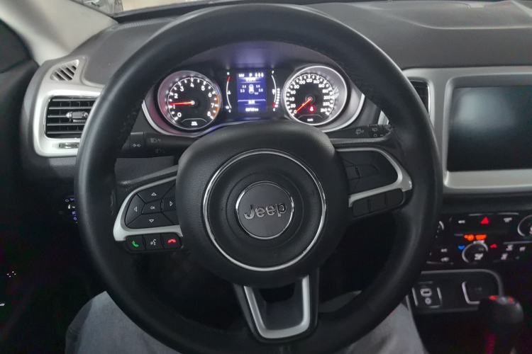 Used Jeep Compass 2020 220T Automatic Leading Edition