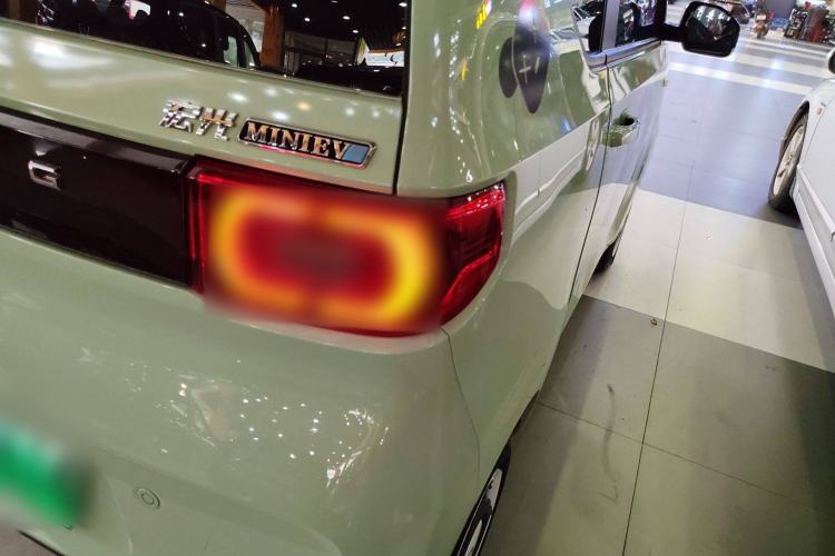 Used Wuling Hongguang MINIEV 2022 Macaron Premium Model – Lithium Ternary Battery