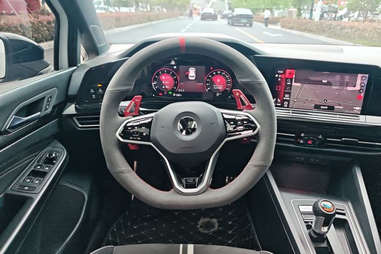 Used Volkswagen Golf 2021 280TSI DSG 30th Anniversary Edition Steering Wheel