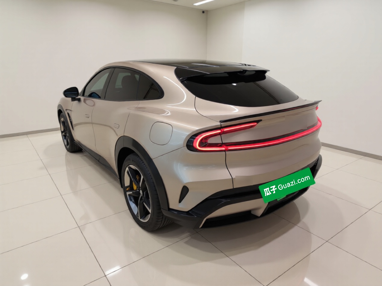 Xiaomi Auto YU7 2025 Ultra-Long Range All-Wheel Drive Pro Version — снимка 4