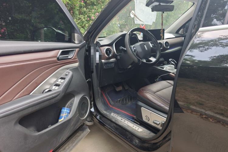 Used Wey VV6 2021 2.0T Two-Wheel Drive Smart Protection+

