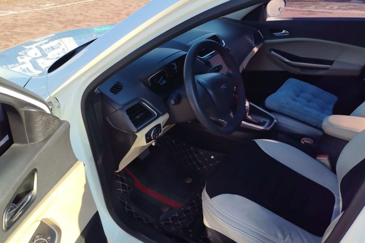 Used Ford Escort 2015 1.5L Automatic Comfort Edition Driver Seat