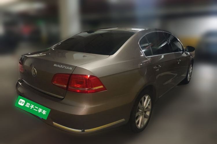 Used Volkswagen Magotan 2012 1.8TSI Prestige Model Rear Right 45 Deg