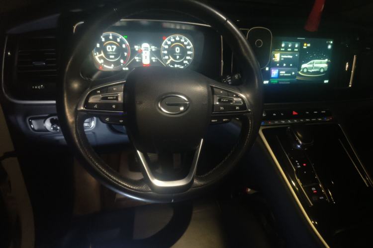 Used GAC Trumpchi M8 2021 Lingxiu Series 390T Ultimate Edition Steering Wheel