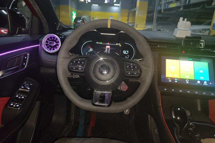 Used MG 6 2020 1.5T Automatic Trophy Luxury Edition Steering Wheel