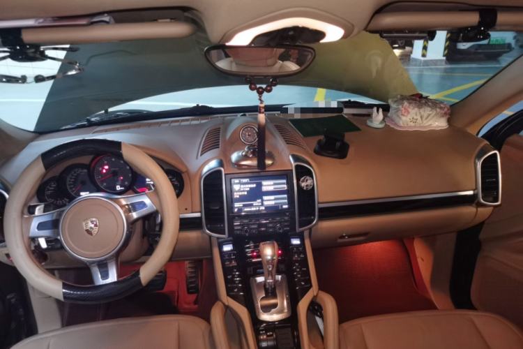 Used Porsche Cayenne 2013 3.6L automatic transmission U.S. specification