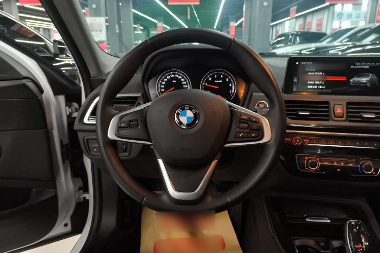 Used BMW 1 Series 2020 120i Fashion Model Steering Wheel