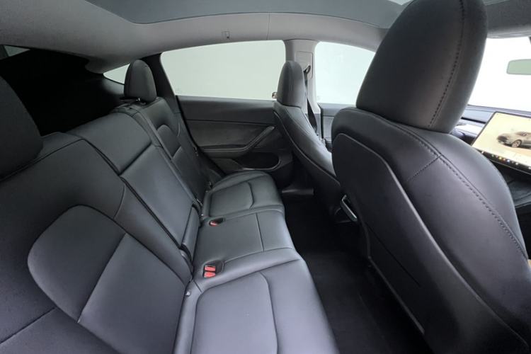 Used Tesla Model Y 2024 Rear-Wheel-Drive Version
