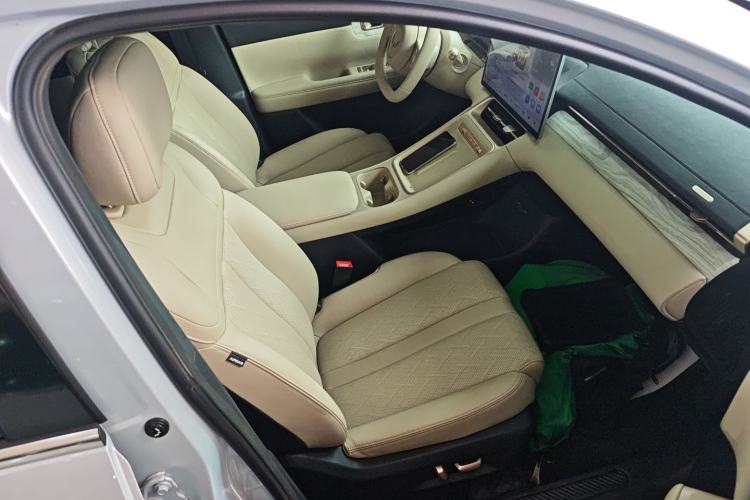 Used Wuling Xingguang S 2024 510 km Flagship Version
