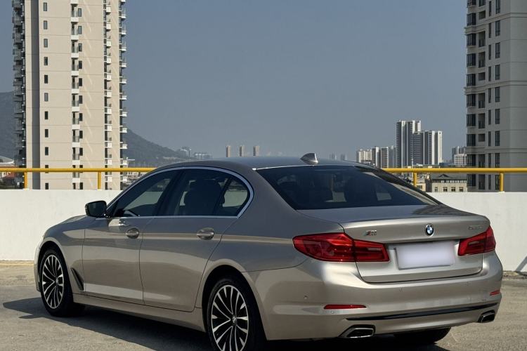 Used BMW 5 Series 2019 Facelifted 525Li Luxury Package
