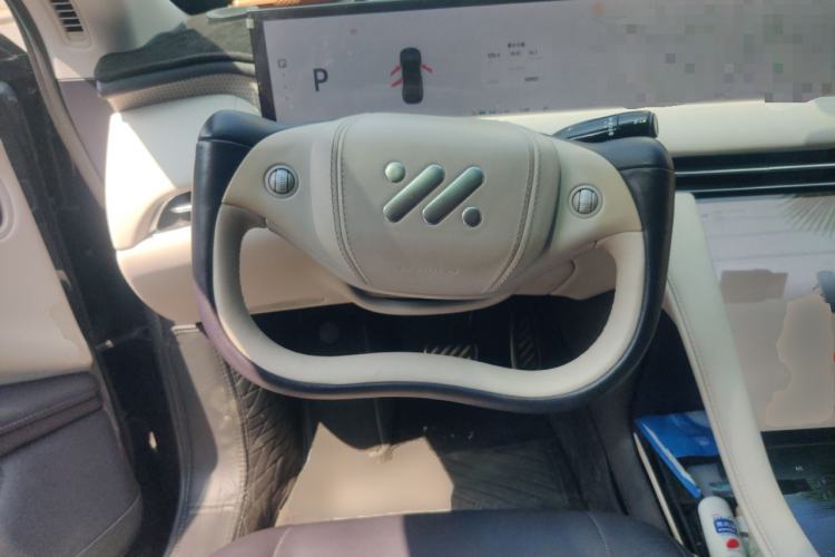 Used IM LS7 2023 90 kWh Elite Rear-Drive Version
