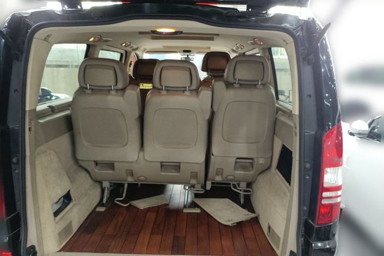 Used Mercedes-Benz Viano 2013 3.0L Comfort Edition Trunk