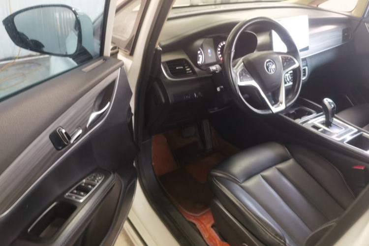 Used BYD Song MAX New Energy 2019 DM 1.5T Smart Connect Advanced 7-Seater China VI Standard