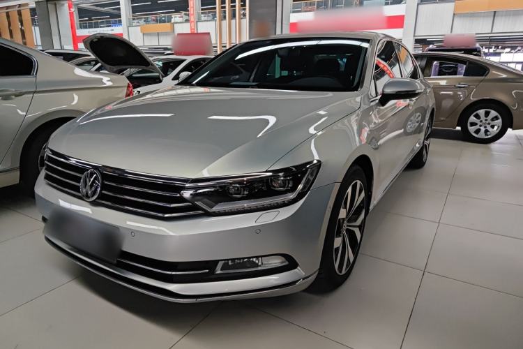 Used Volkswagen Magotan 2019 330TSI DSG Luxury Model China V Standard