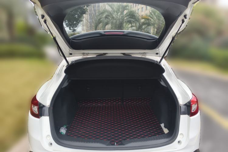 Used Mazda CX-4 2016 2.0L Automatic 2WD Blue Sky Dynamic Leather Edition
