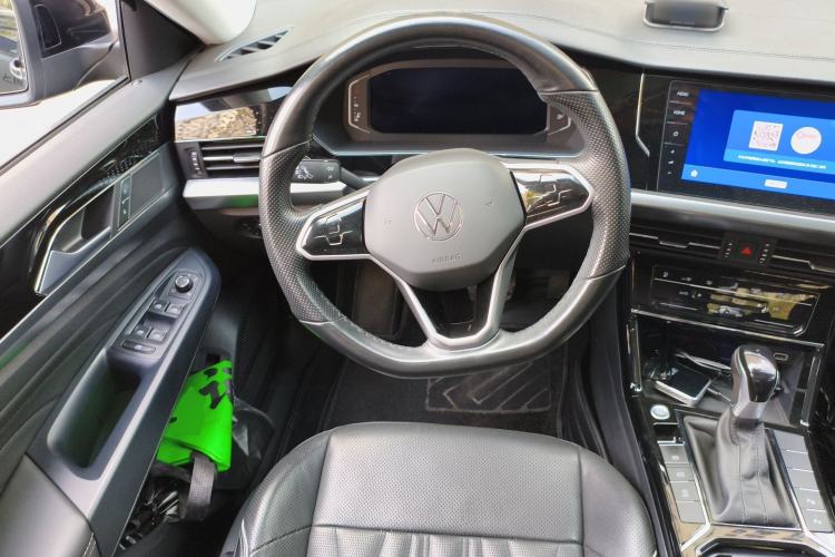 Used Volkswagen Passat 2022 330TSI Starry Luxury Edition