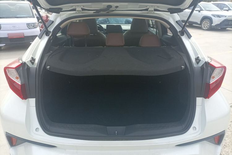 Used Toyota C-HR 2020 2.0L Comfort Edition Trunk