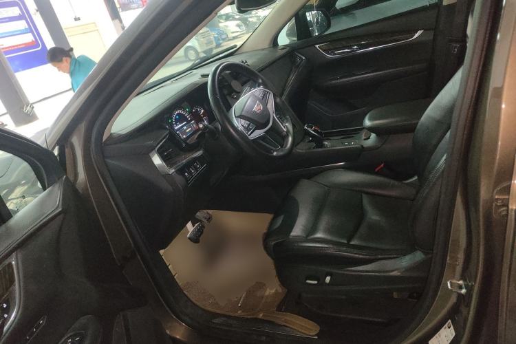 Used Cadillac XT5 2016 25T Luxury Model