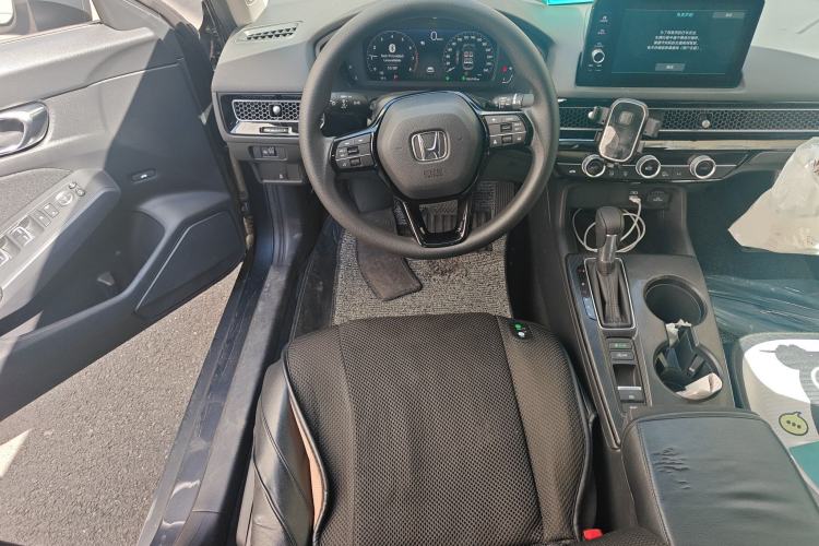 Used Honda Civic 2023 240TURBO CVT Dynamic Edition
