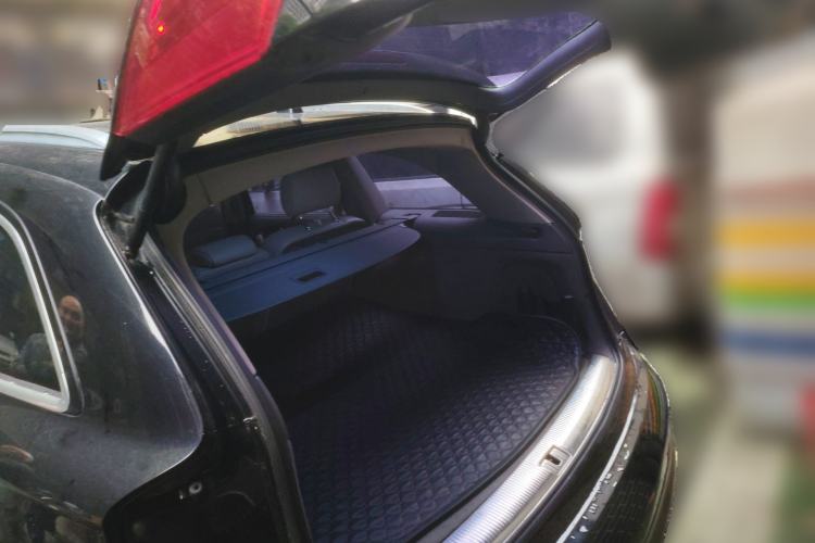 Used Audi Q7 2011 3.0 TFSI Ambition (200kW) Trunk