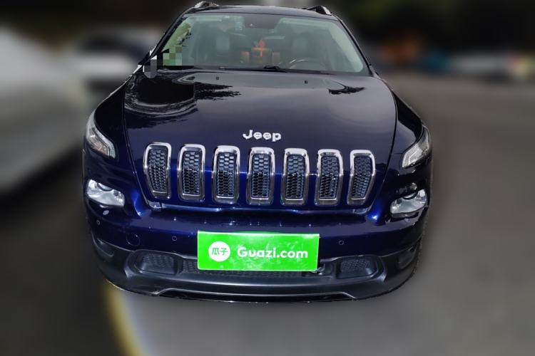 Used Jeep Cherokee 2014 2.4L Luxury Edition
