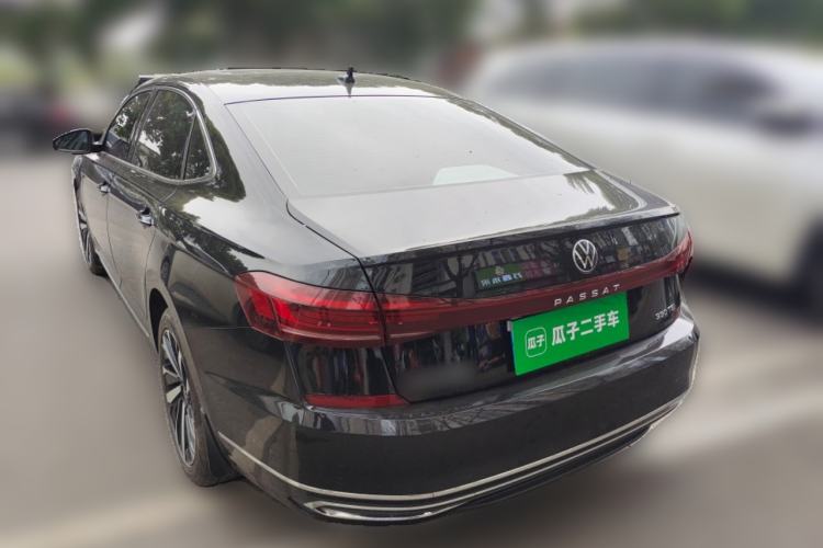 Used Volkswagen Passat 2022 330TSI Starry Luxury Edition

