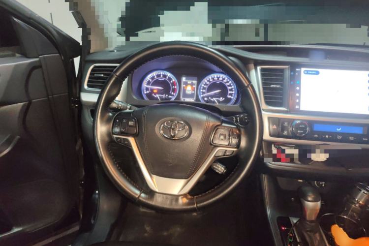 Used Toyota Highlander 2021 2.0T Four-Wheel Drive Prestige Version 7 Seats Steering Wheel