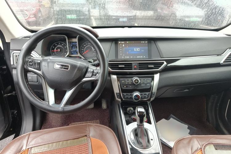 Used Zotye Domy X5 2015 1.5T CVT ZhiXian Trim China V Standard