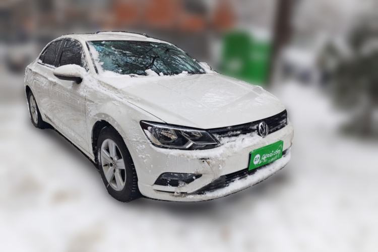 Used Volkswagen Lamando 2015 230TSI DSG Fashion Edition
