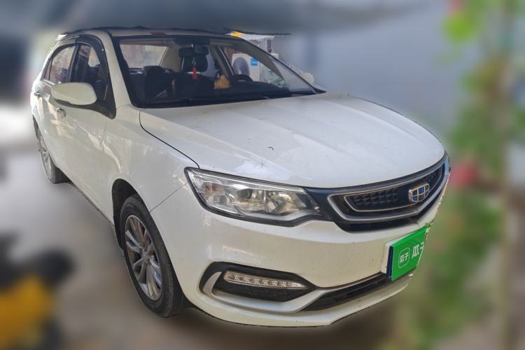 Used Geely Auto Vision 2019 Upgraded Model 1.5L Manual Luxury Version China VI Standard

