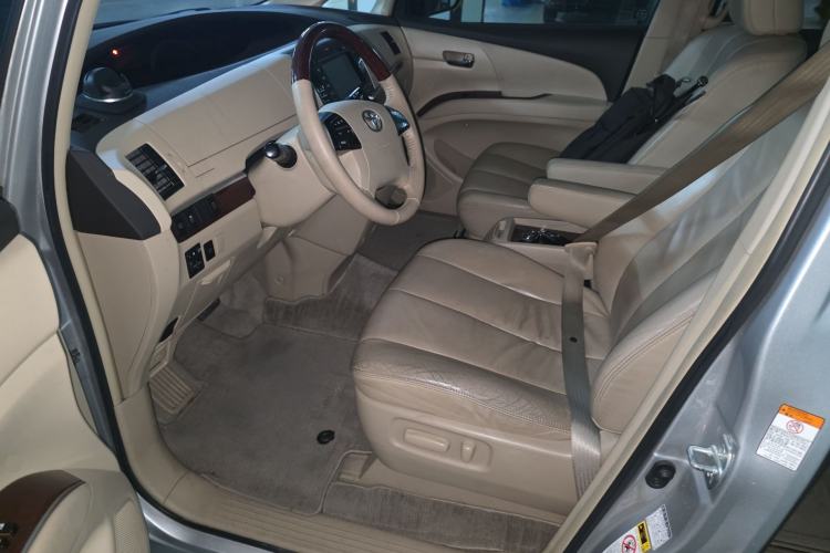 Used Toyota Previa 2012 2.4L 7-Seater Luxury Edition Left Front Seat