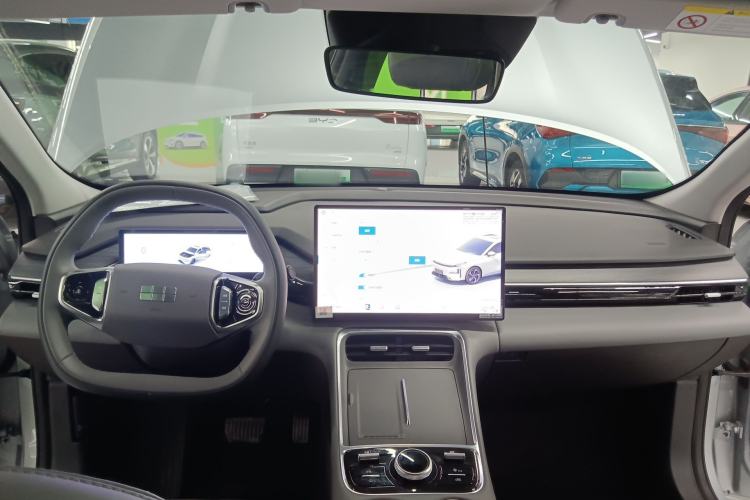 Used Geely Galaxy L6 2025 EM-i 140km Starship Edition Center Console