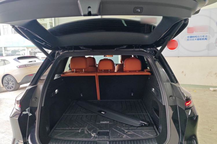 Used Li Auto L6 2024 Max Trunk