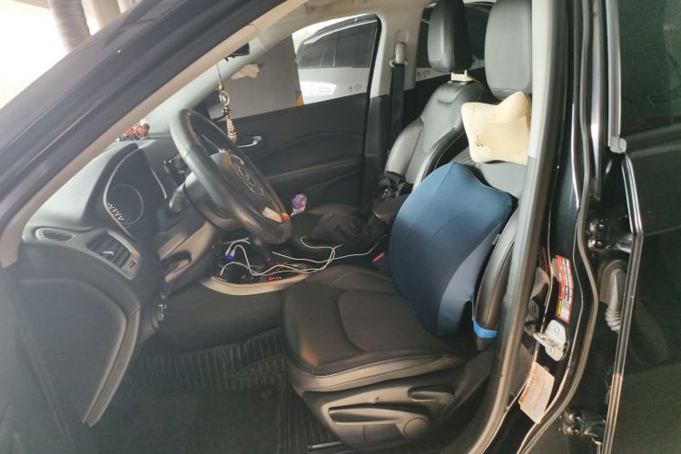 Used Jeep Compass 2019 220T Automatic Enjoyment Version
