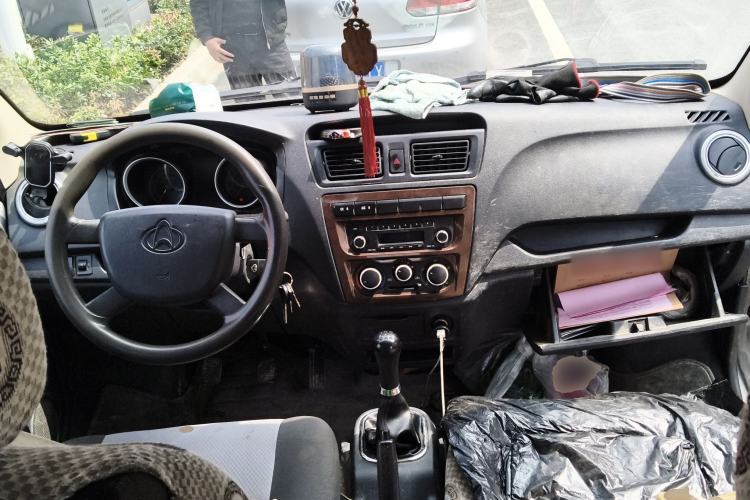 Used CHANGAN KAICHENG Ruixing M60 2020 1.5L Standard Version China VI 6-Seater DAM15KR