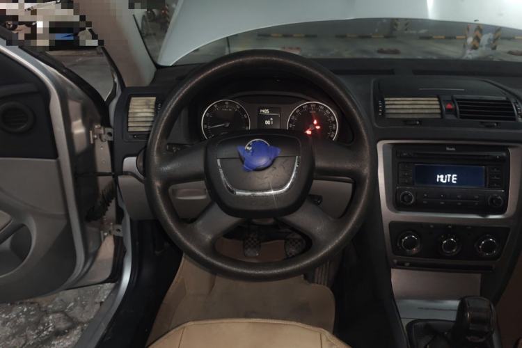 Used Skoda Octavia 2012 1.6L Manual Eado Edition
