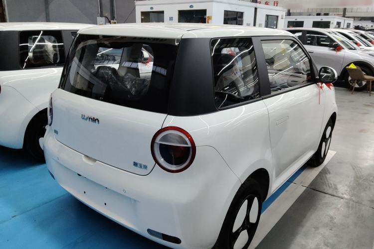 Used CHANGAN NEVO Lumin 2025 205 km Xiangqin Version
