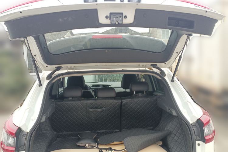 Used Nissan Qashqai 2019 2.0L CVT Luxury Edition Trunk