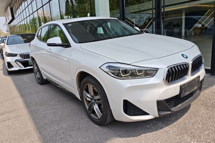 Used BMW X2 2021 Restyled sDrive25i M Sport Package Front Right 45 Deg