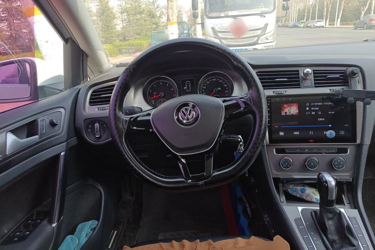 Used Volkswagen Golf 2015 1.4TSI Automatic Comfort Model