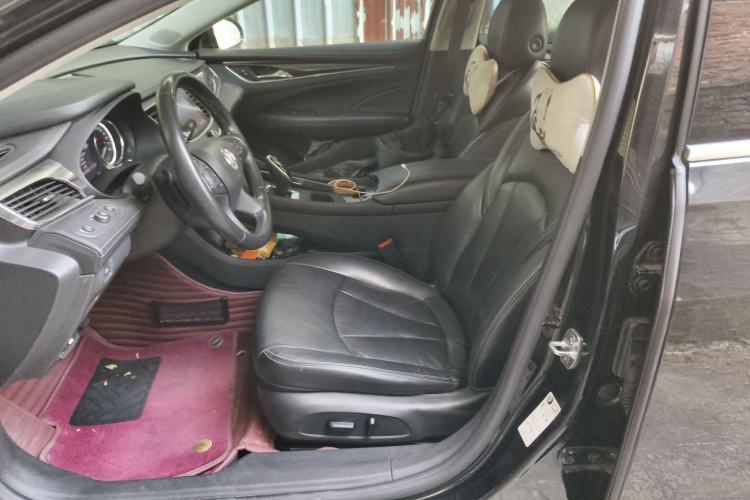 Used Buick LaCrosse 2021 552T Luxury Version Left Front Seat