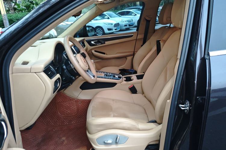 Used Porsche Macan 2014 Macan 2.0T Left Front Seat