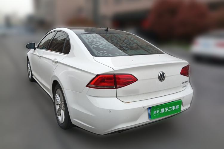 Used Volkswagen Lamando 2018 280TSI DSG Comfort Edition Rear Left 45 Deg