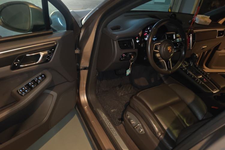 Used Porsche Macan 2016 Macan 2.0T Driver Seat