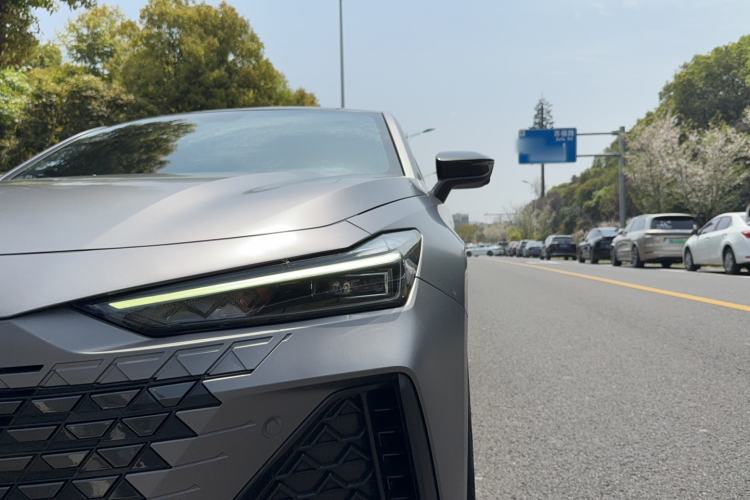 Used CHANGAN UNI-V 2022 2.0T Leading-Speed Edition Left Front Headlight